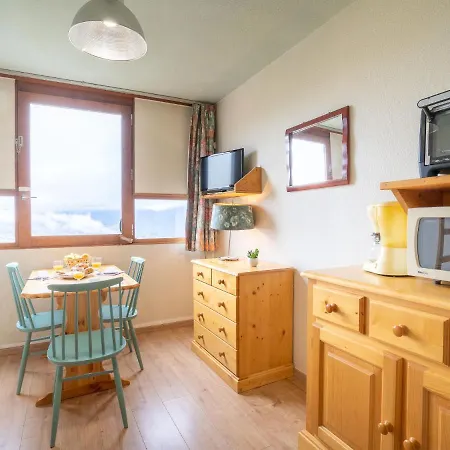 Apartment Vostok Zodiaque-52 By Interhome